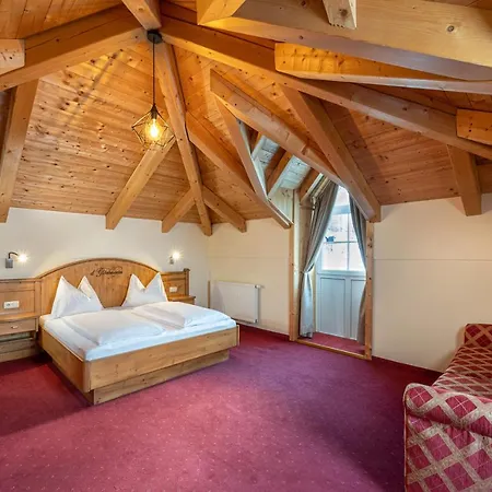 Gloecknerin Lejlighedshotel 4*