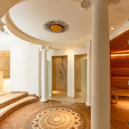 Ξενοδοχείο με διαμερίσματα & Gloecknerin Obertauern