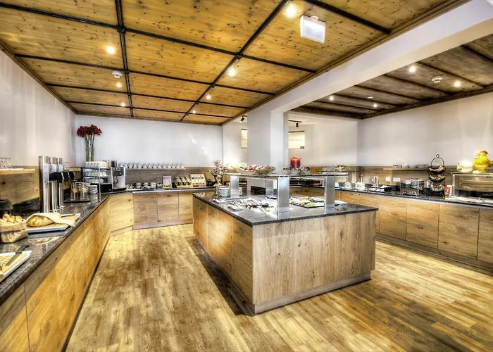 Aparthotel Appartement&suiten Glöcknerin 4*